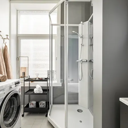 Beds - Unbeatable Location! Bergen
